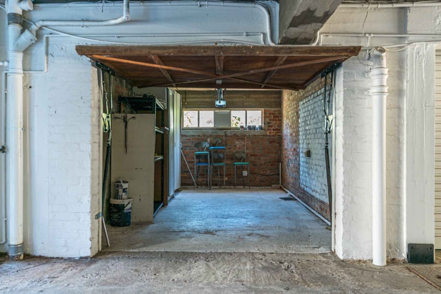2 Bedroom Property for Sale in Sea Point Western Cape